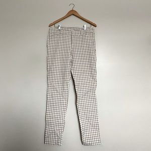 Old Navy Pixie mid-rise super slim pockets